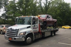 Utility Truck Towing in New Haven Connecticut